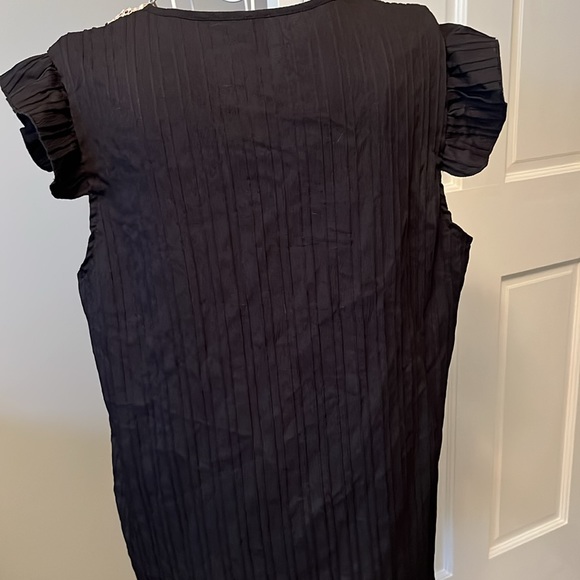 Top - Picture 4 of 4